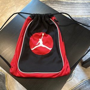 Jordan Bag with side zipper pocket